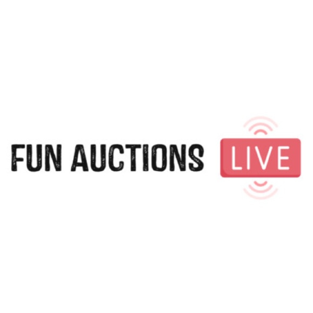 Meet your Poshers, Kayla & Jeremiah from Fun Auctions Live